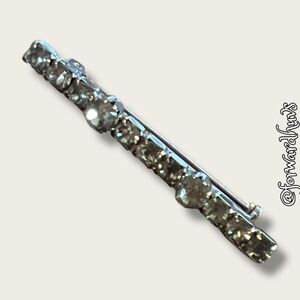 Vintage Silver Tone Brooch Pin with Rhinestones